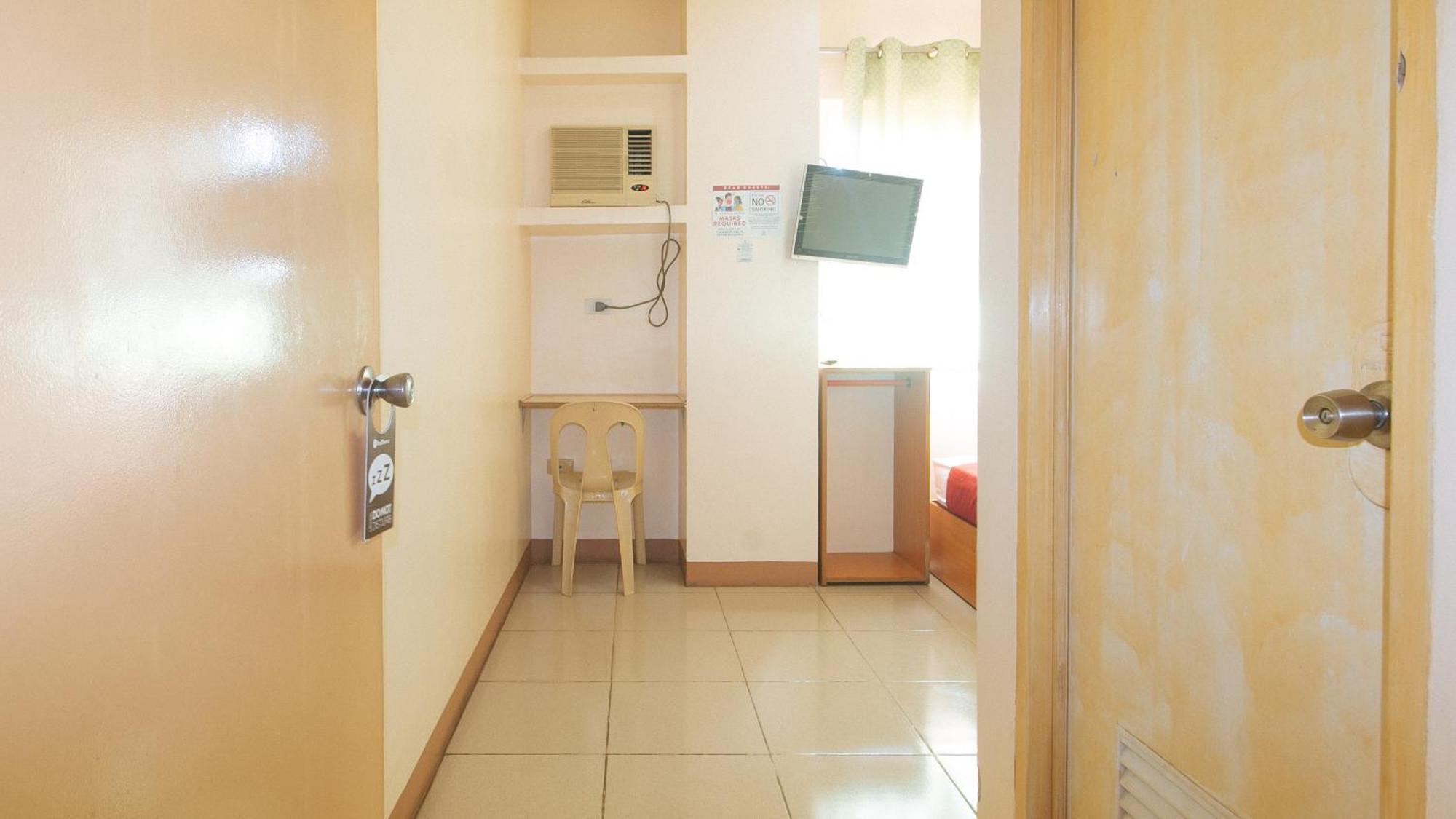 Reddoorz @ Asiana Pension Inn מנדאוה סיטי מראה חיצוני תמונה